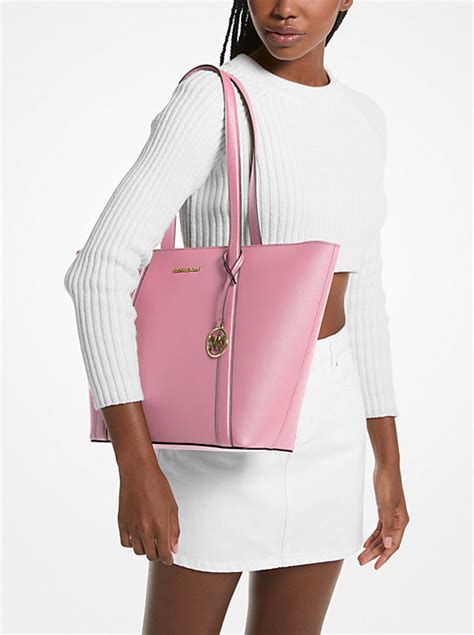 michael kors pratt bag.